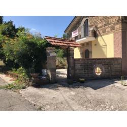 Villa con Terreno - San Leucio Del Sannio - AA2532