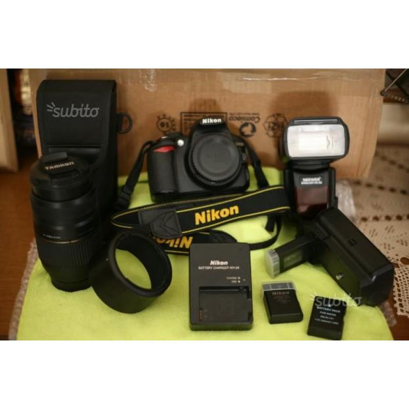 NIKON D3100 con 70-300mm BG e Flash
